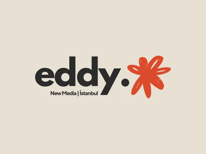 Kum rengi zemin üzerinde Eddy New Media İstanbul logosu